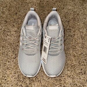 New women’s Adidas running shoes